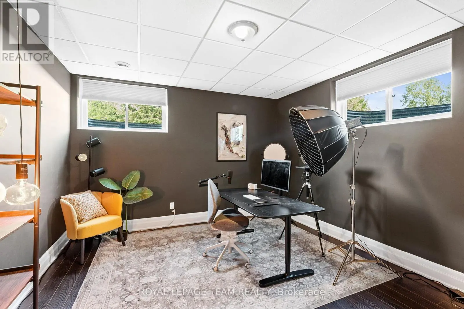 6132 PEBBLEWOODS DRIVE