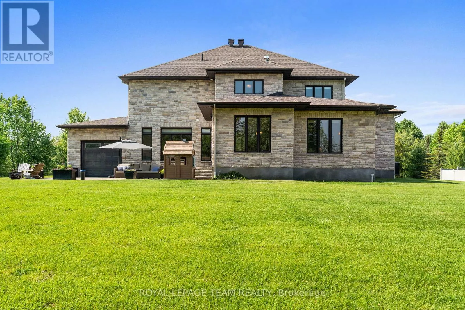 6132 PEBBLEWOODS DRIVE