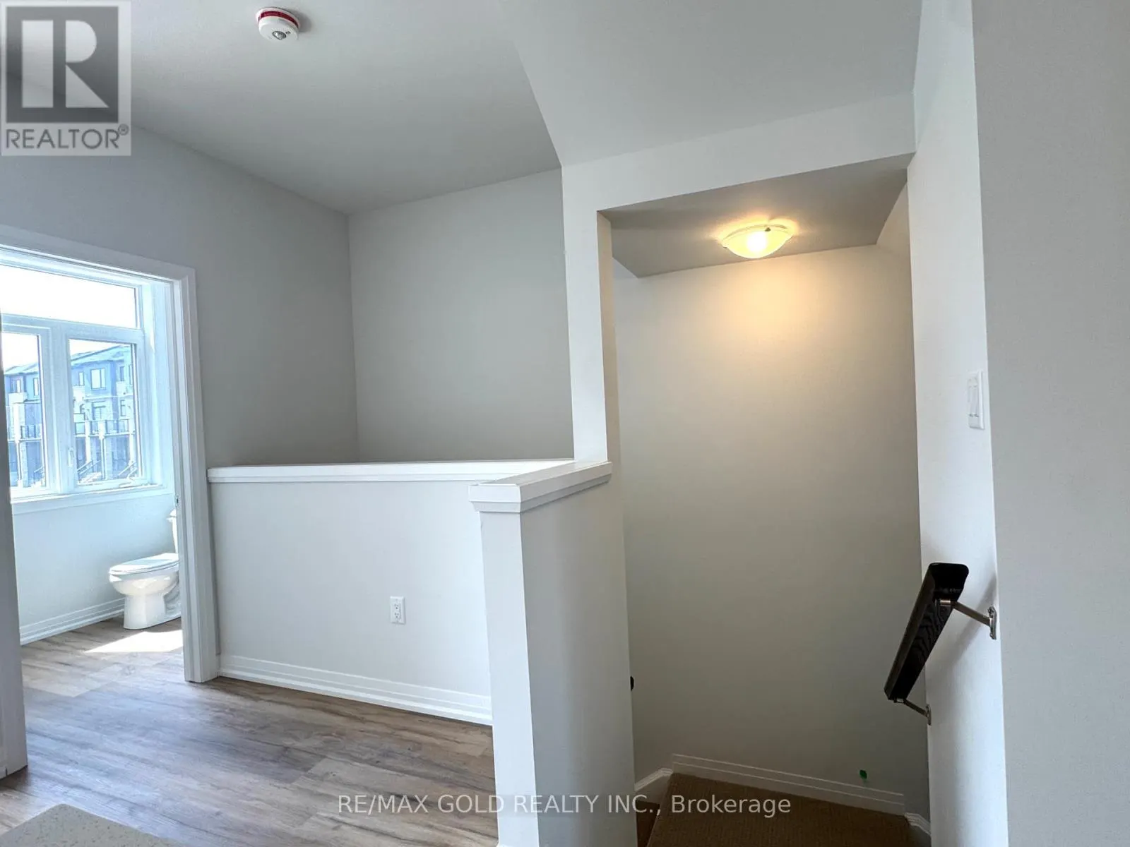 114 - 155 EQUESTRIAN WAY