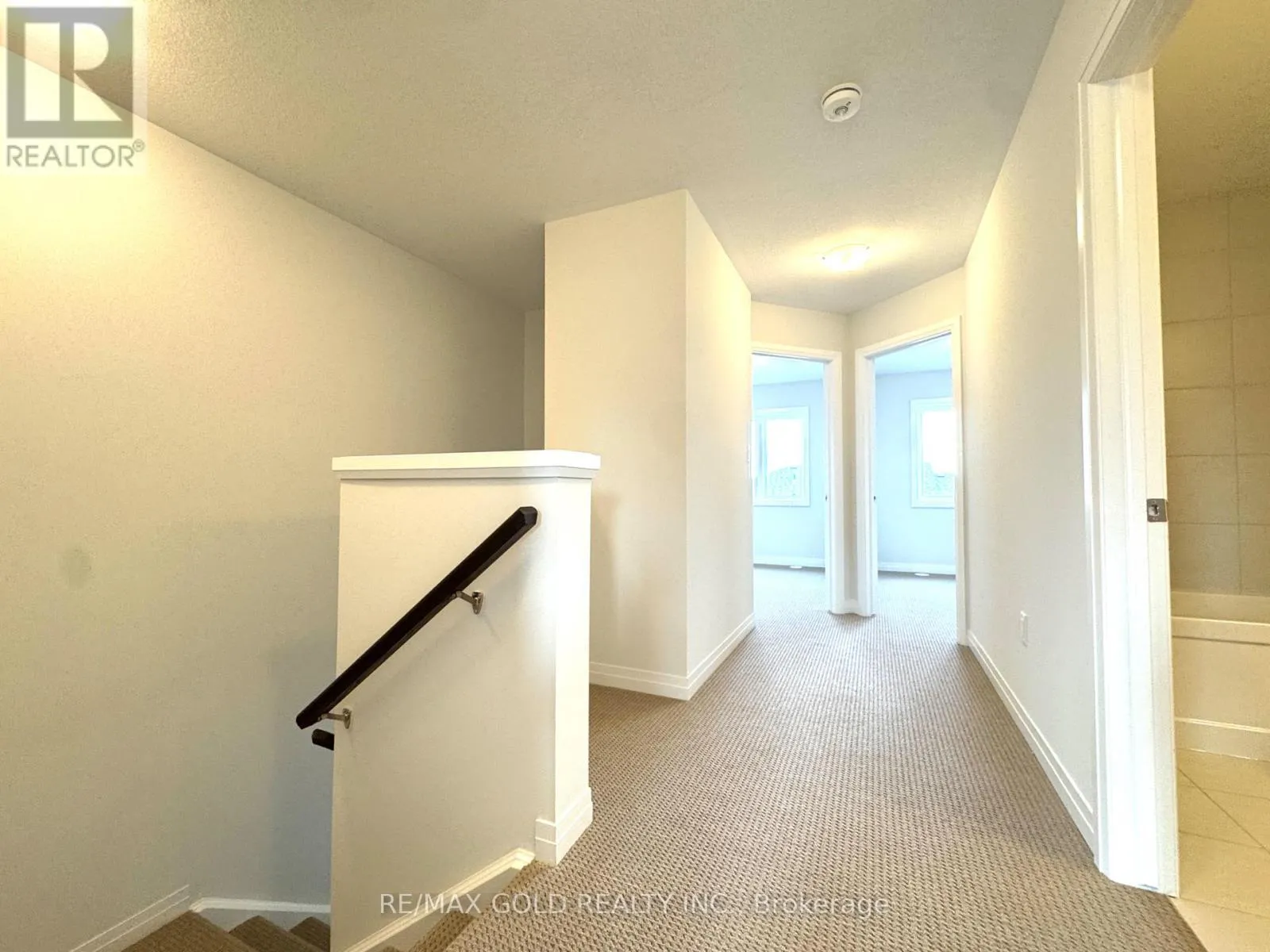 114 - 155 EQUESTRIAN WAY