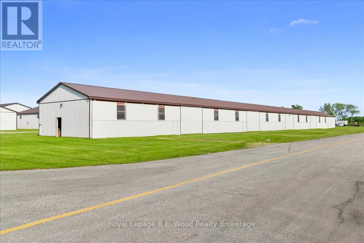 G2-14 - 244411 AIRPORT ROAD, #G2-14