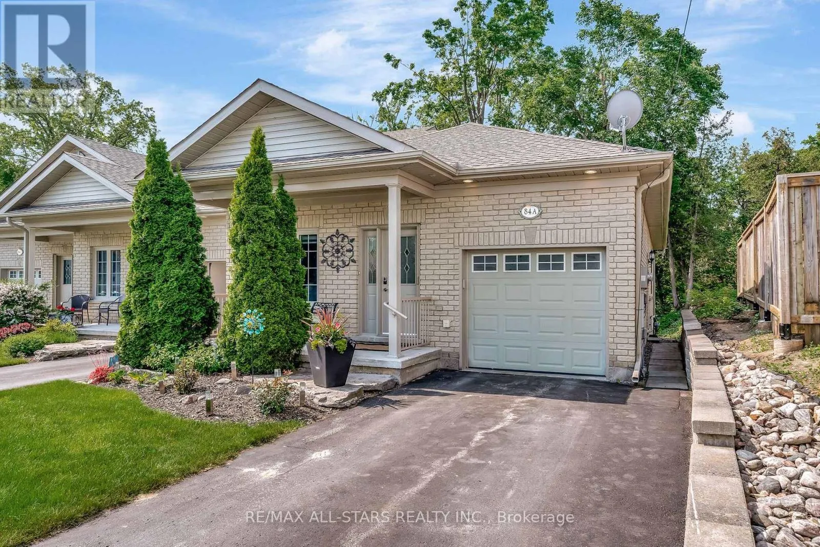 84A FRANCIS STREET E