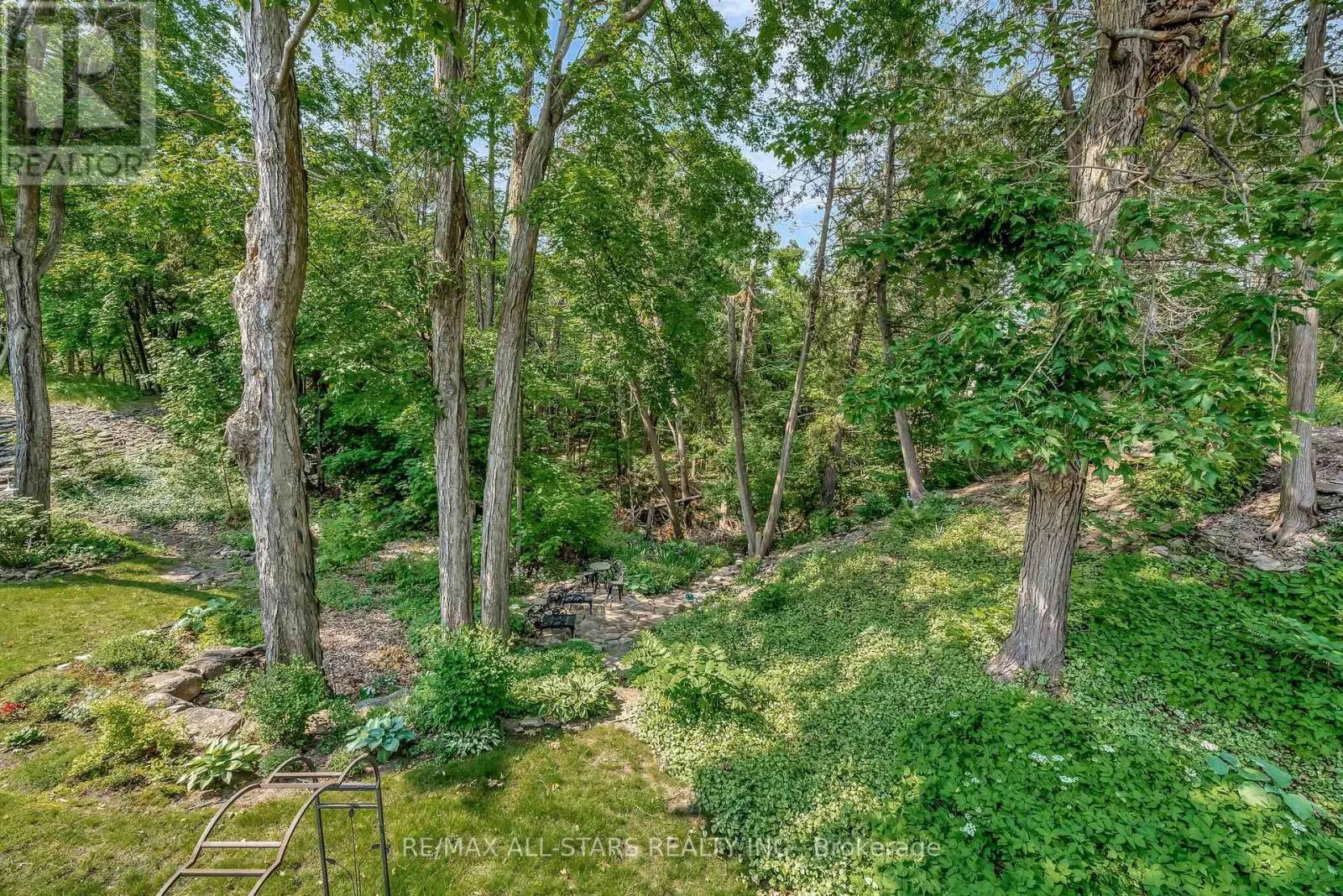 84A FRANCIS STREET E
