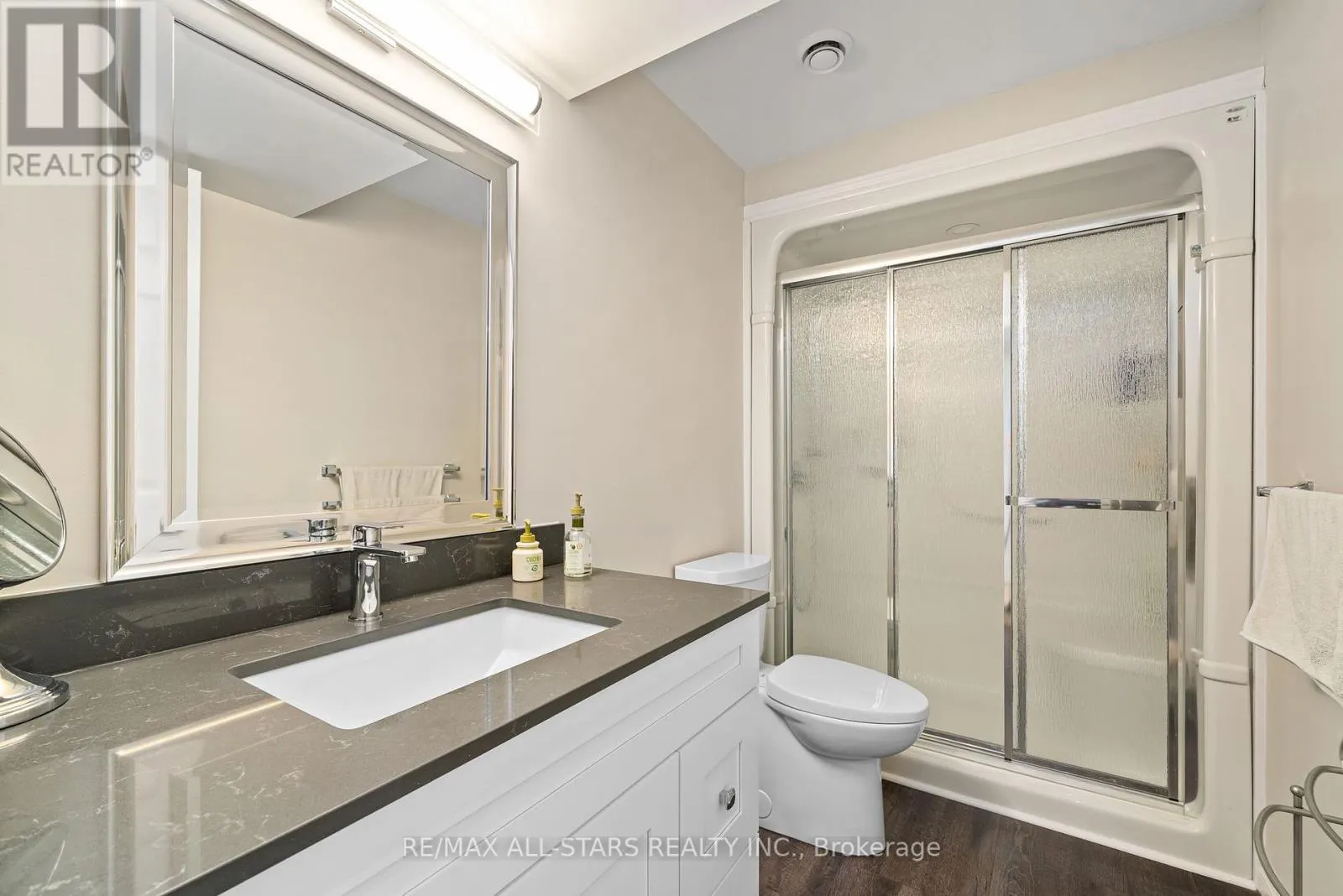 84A FRANCIS STREET E