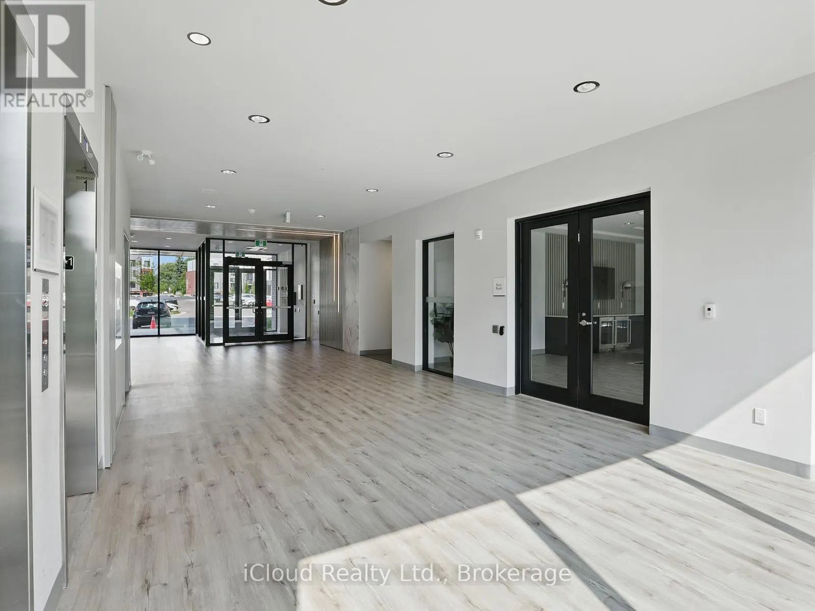 411 - 103 ROGER STREET
