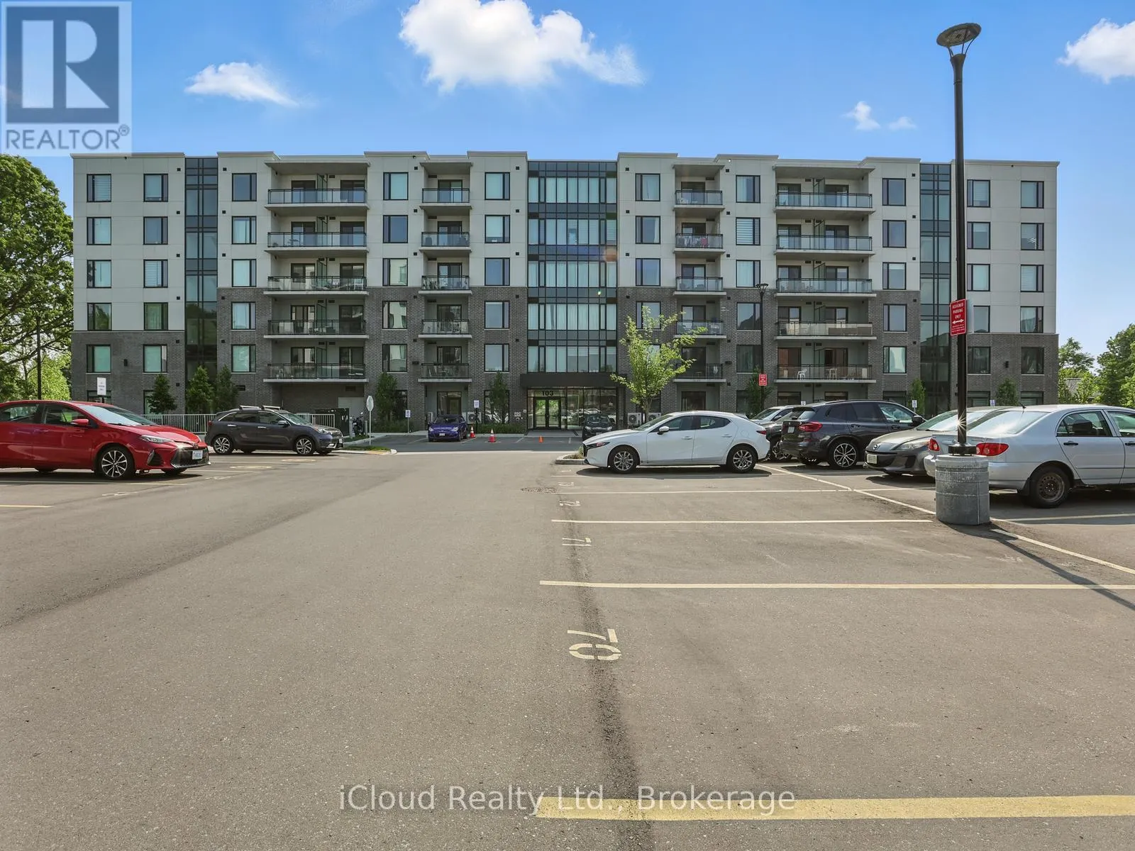 411 - 103 ROGER STREET