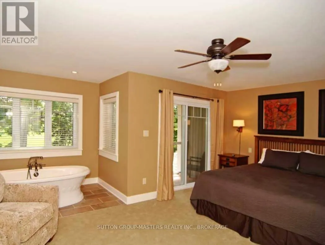 6-9 - 532 10TH CONCESSION ROAD, #6-9