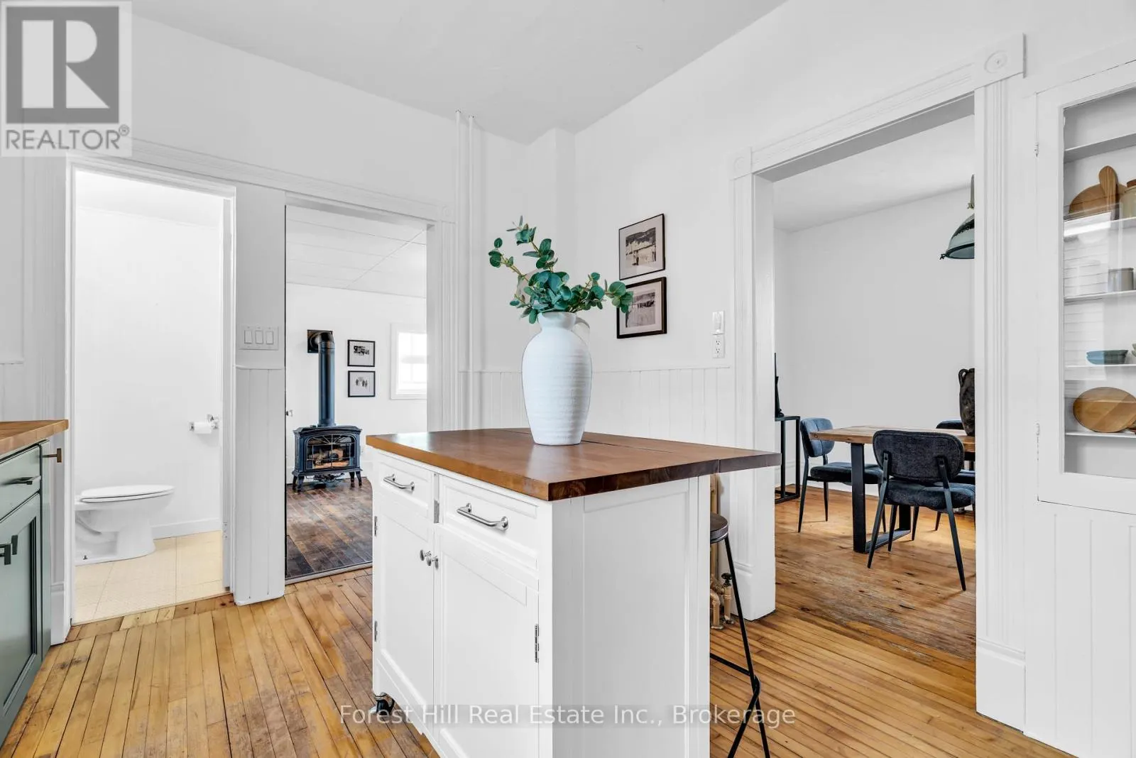 184 BOUCHER STREET E