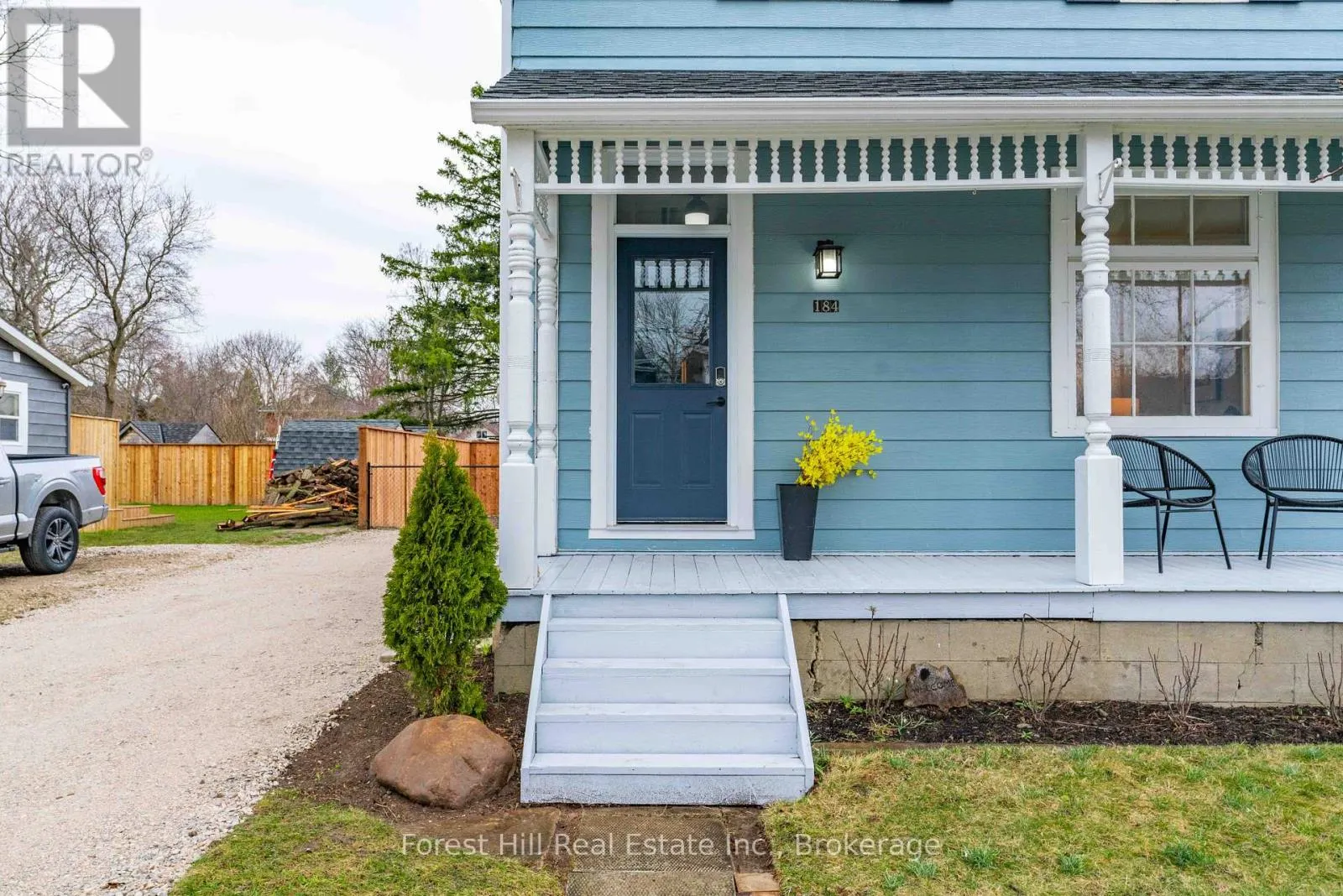 184 BOUCHER STREET E