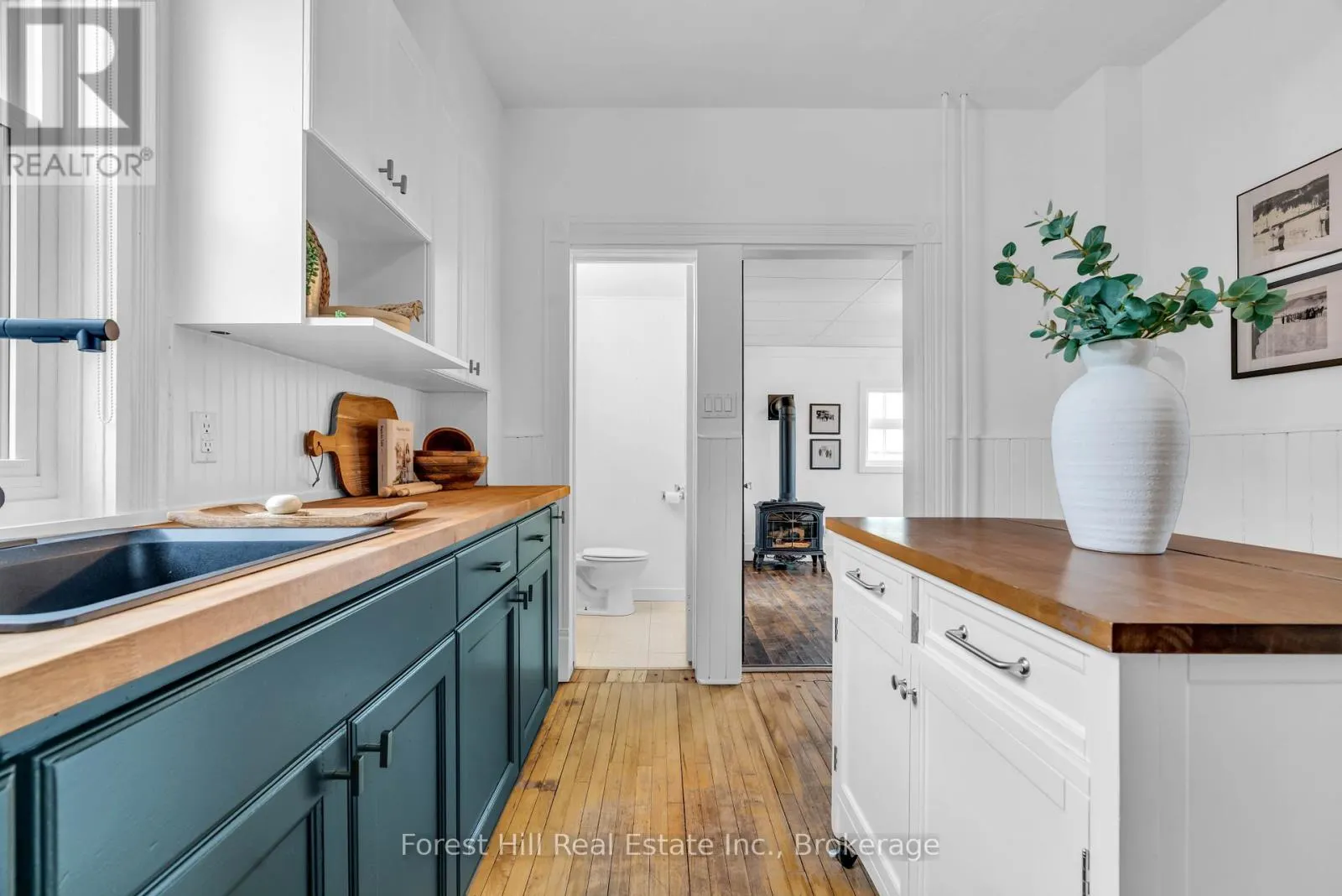 184 BOUCHER STREET E