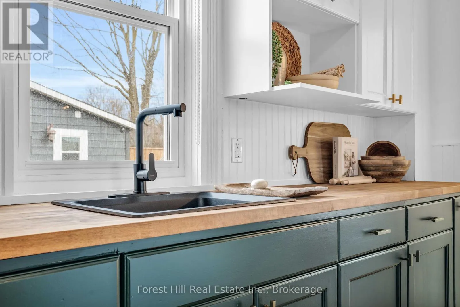 184 BOUCHER STREET E