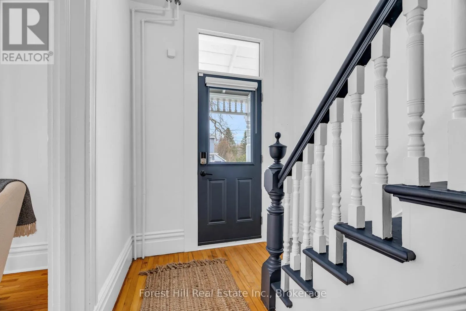 184 BOUCHER STREET E