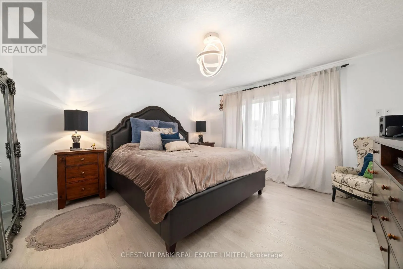 140 ISLANDVIEW DRIVE