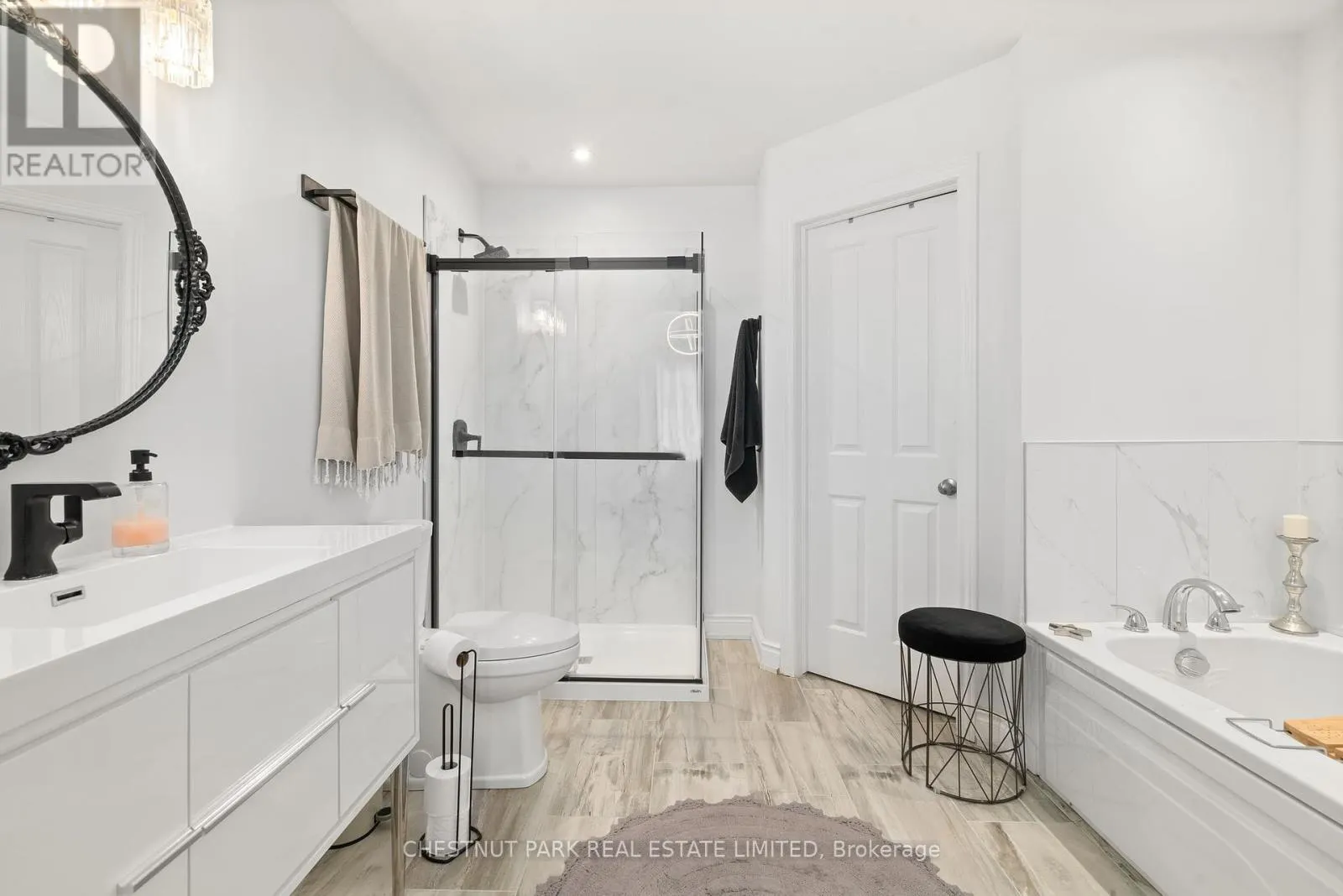 140 ISLANDVIEW DRIVE