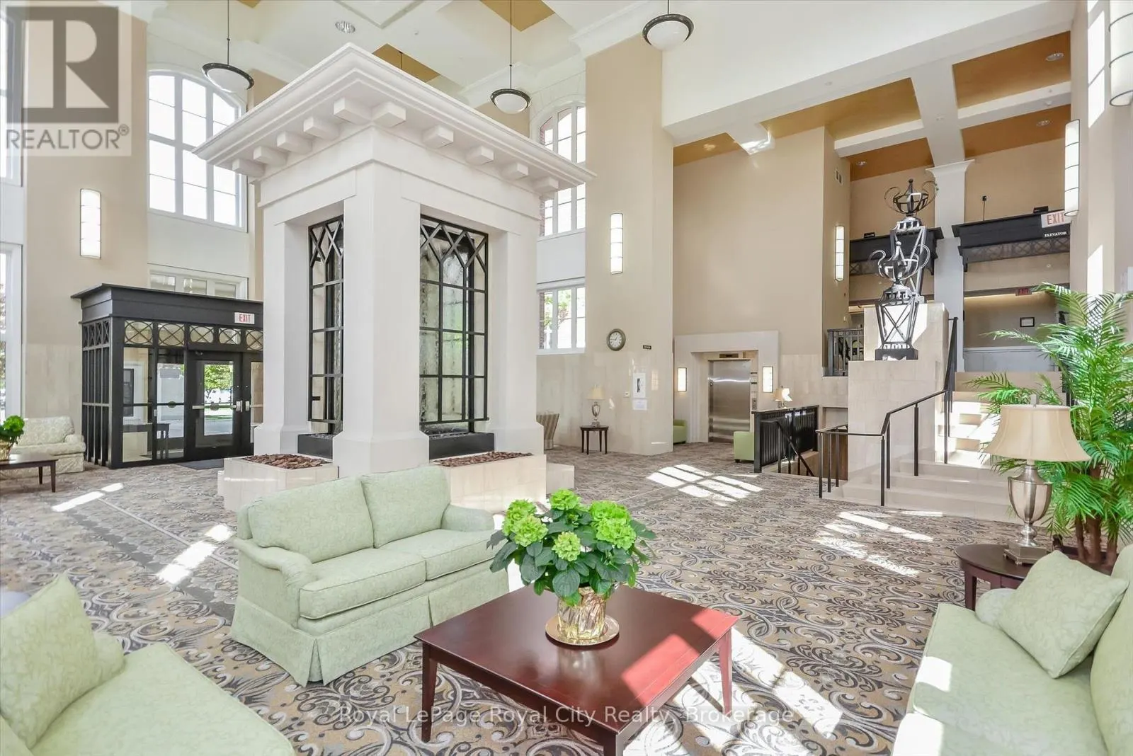 112 - 71 BAYBERRY DRIVE, #112