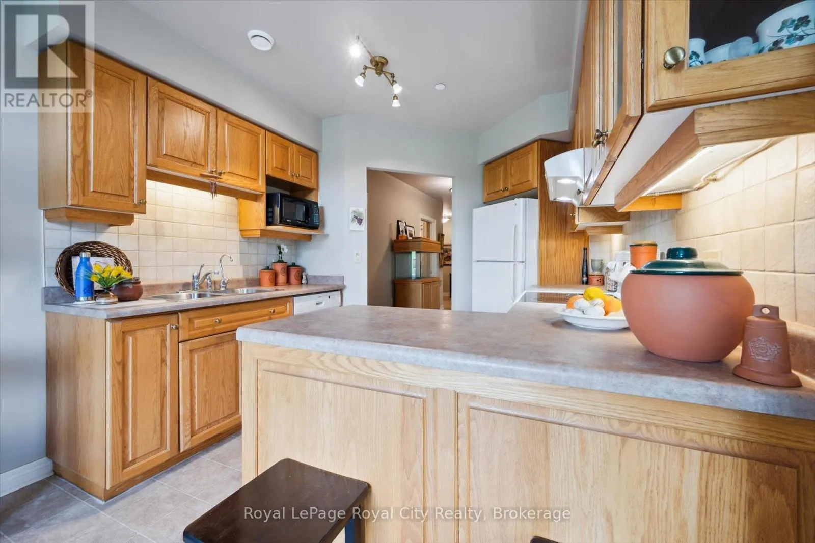 112 - 71 BAYBERRY DRIVE, #112