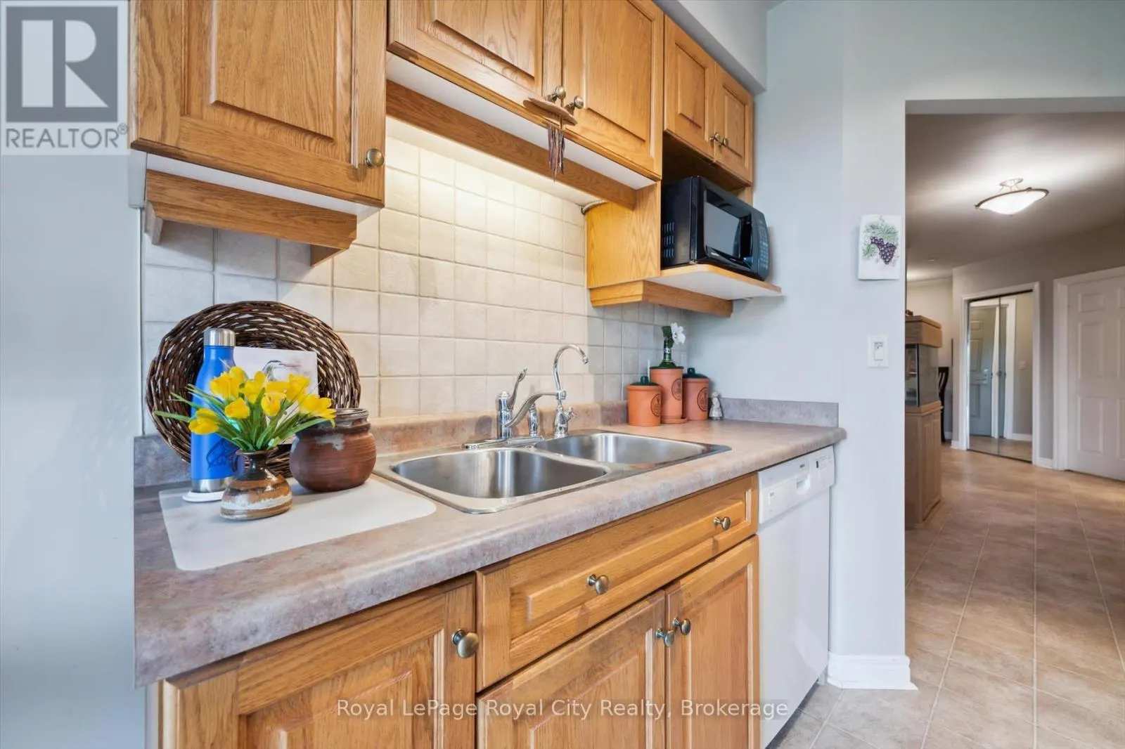 112 - 71 BAYBERRY DRIVE, #112