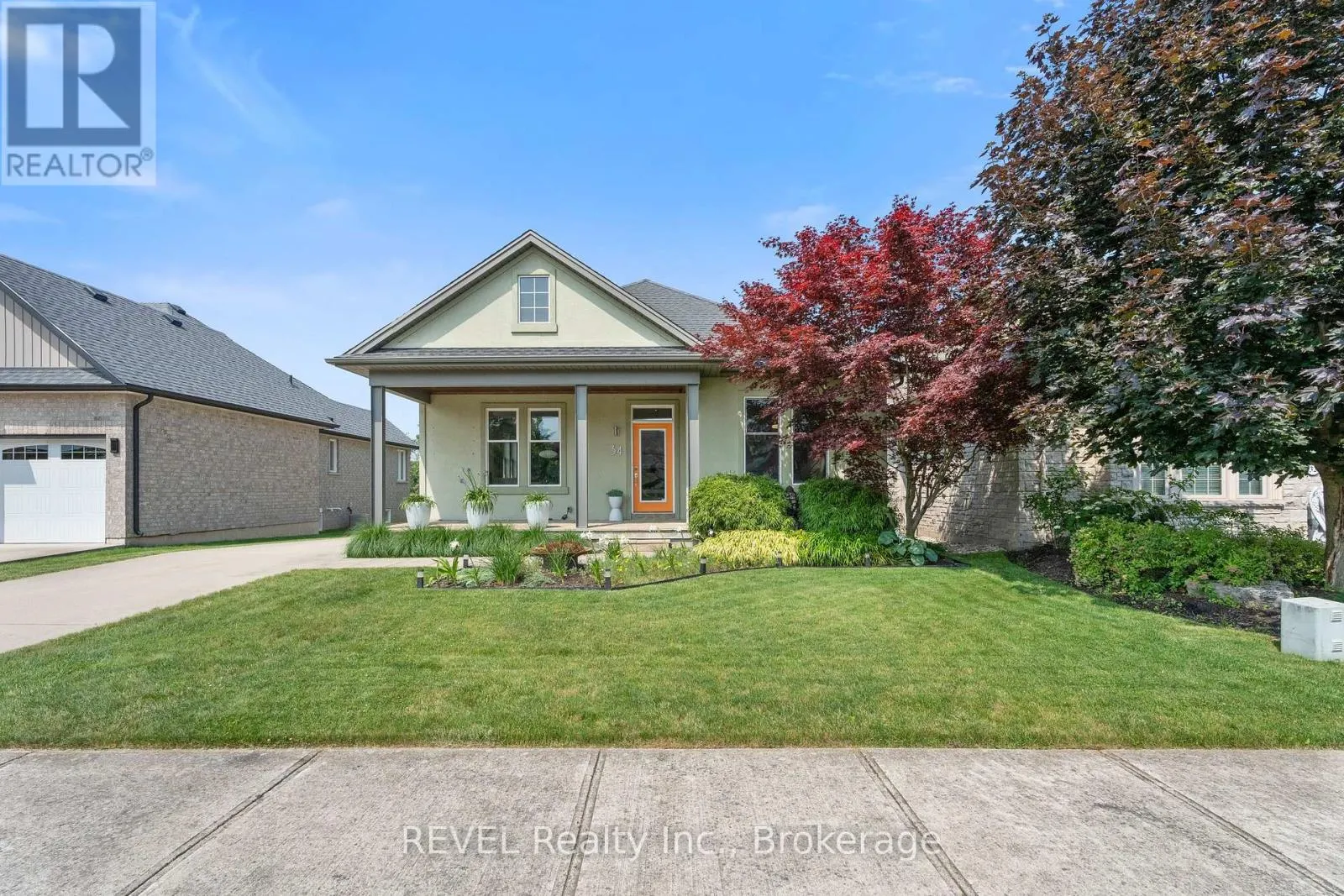 34 RAIANA DRIVE