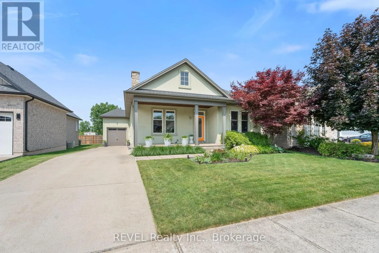34 RAIANA DRIVE