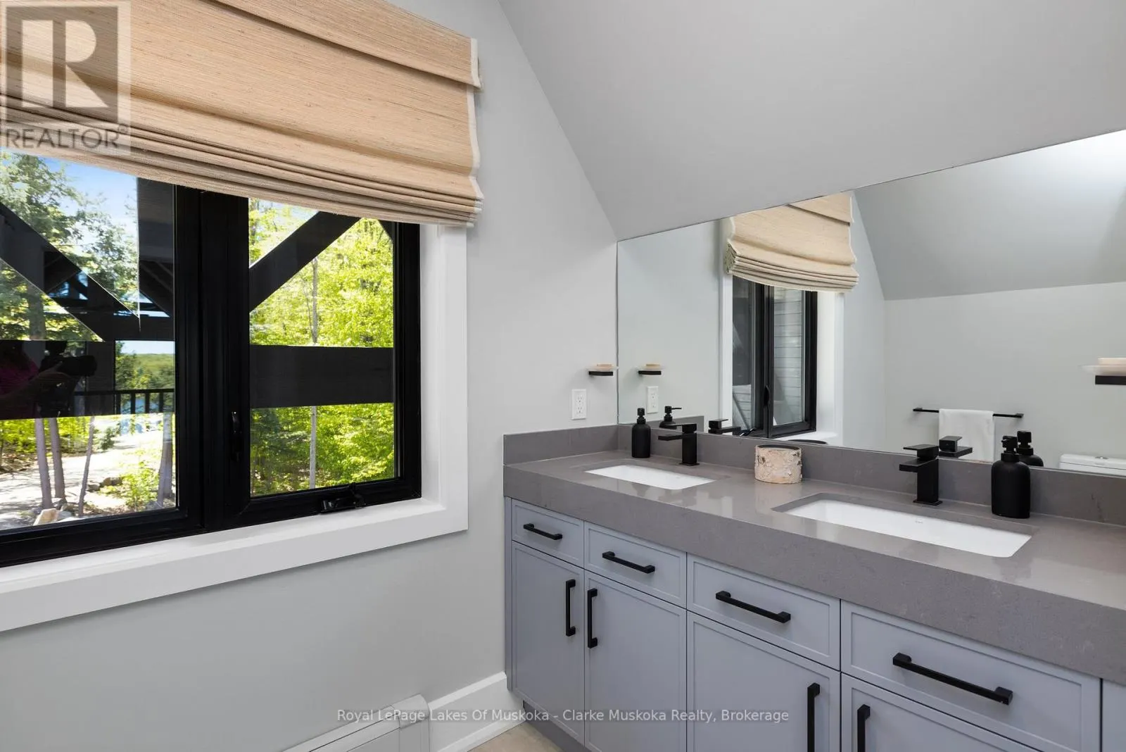 44 - 1211 FOREMAN ROAD, #44