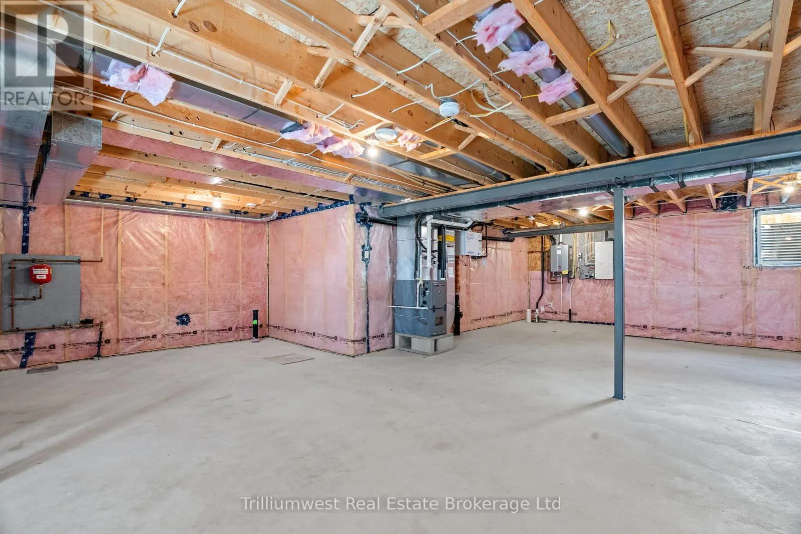155 MCLEOD STREET