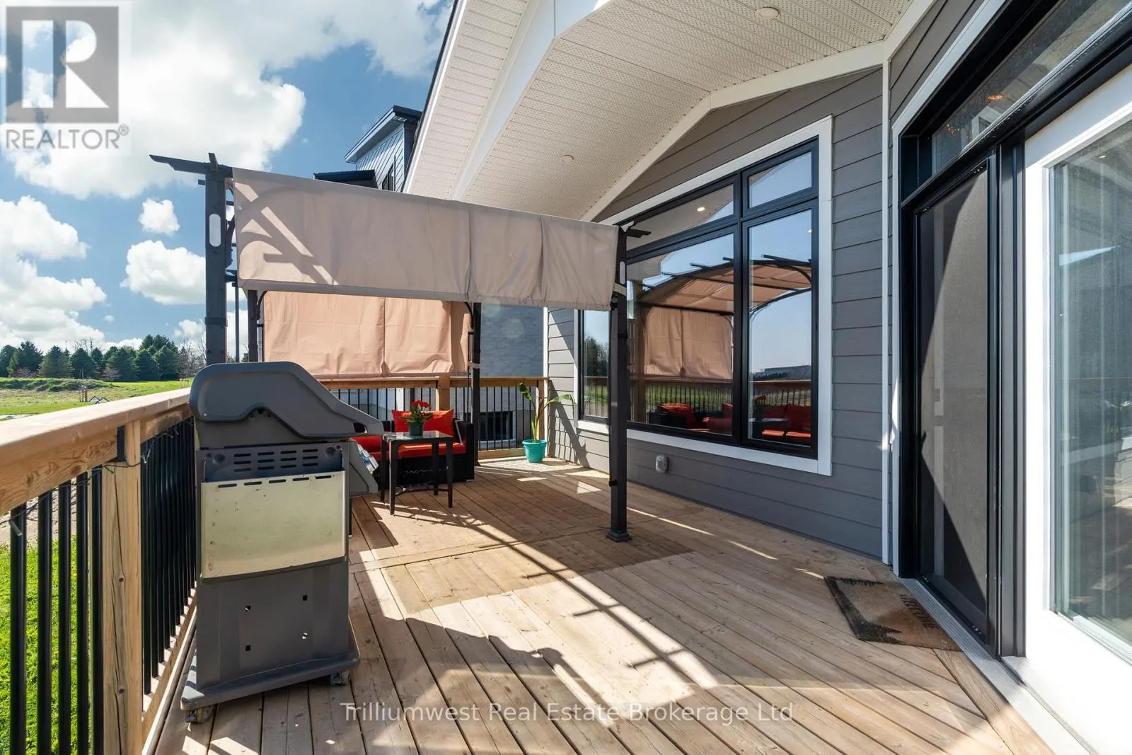 155 MCLEOD STREET