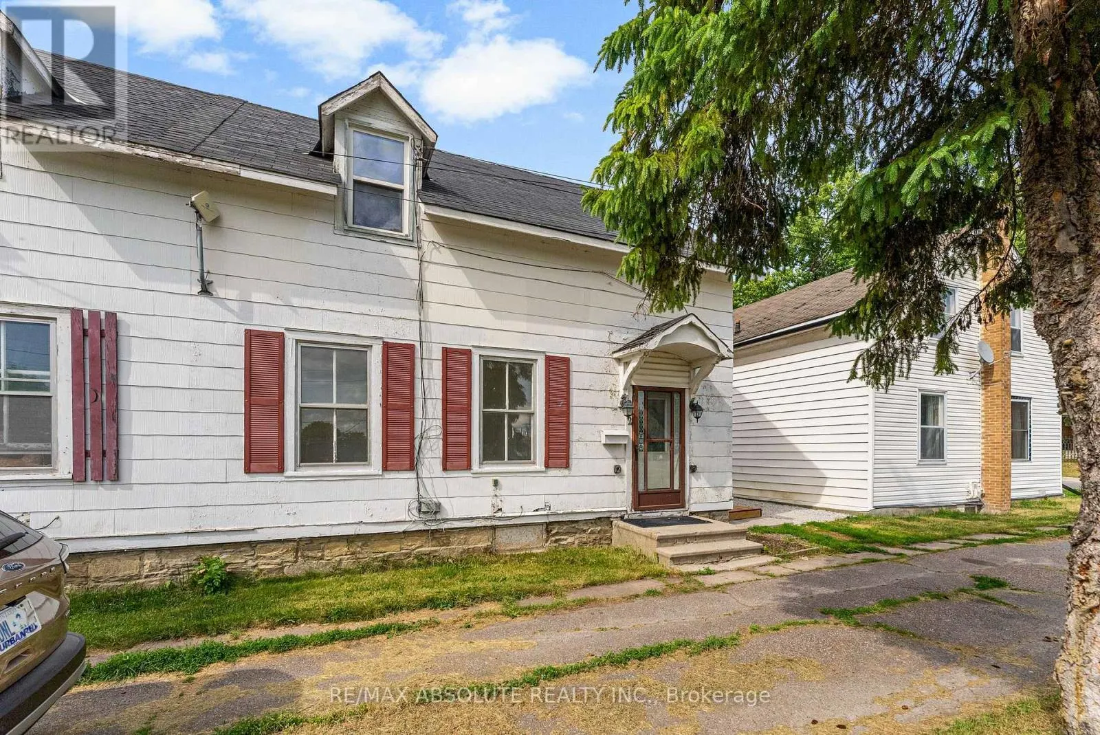 202 BELL STREET