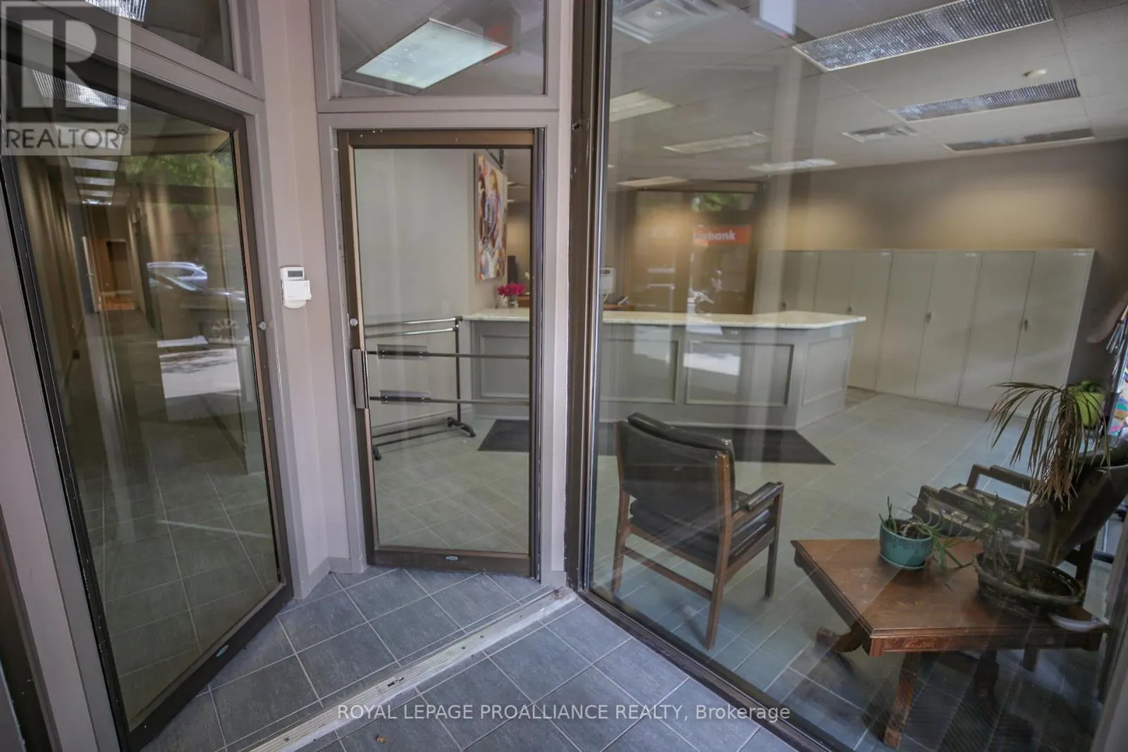 20 KING STREET W