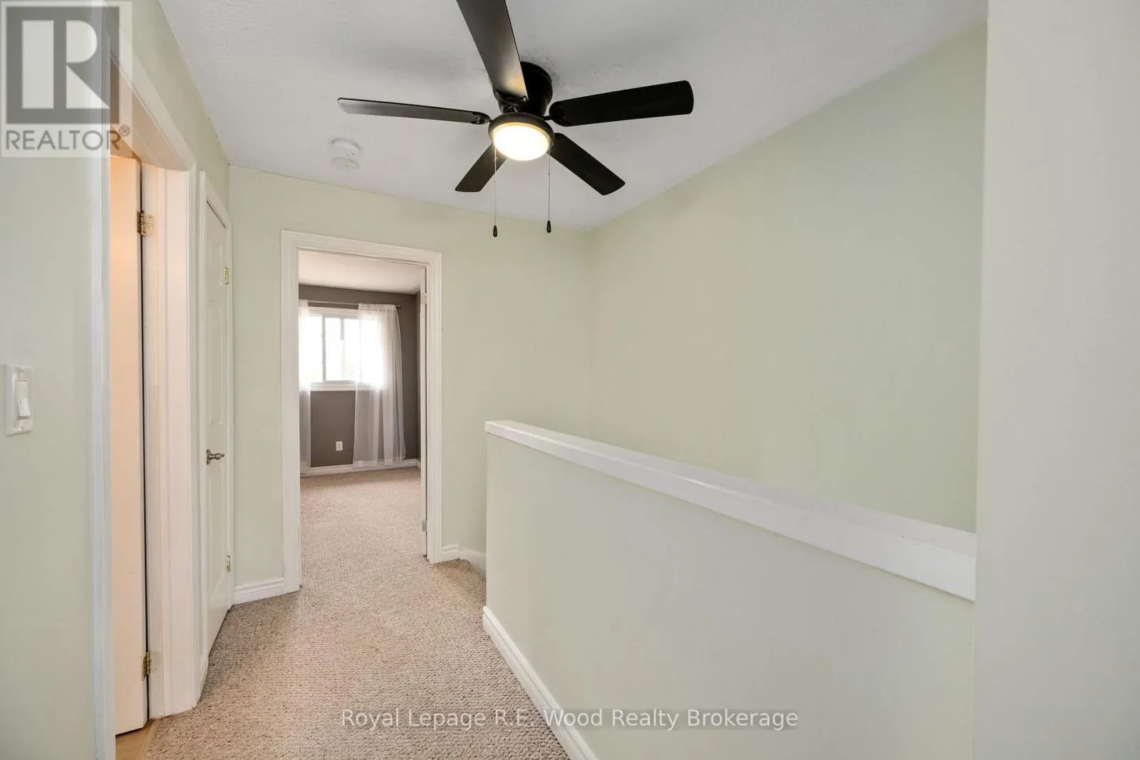 4 - 10 DUFFERIN STREET, #4