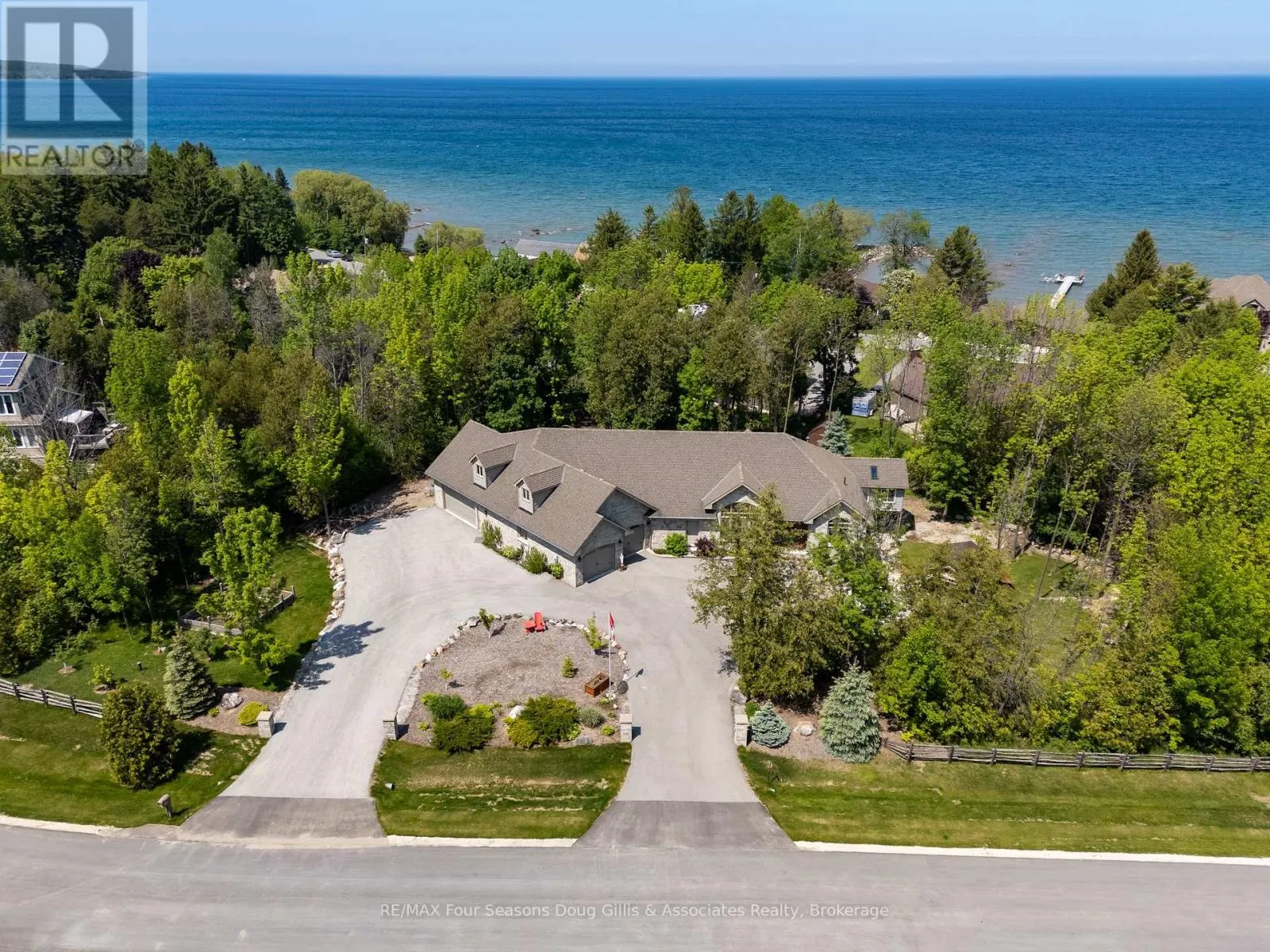 135 ALGONQUIN DRIVE