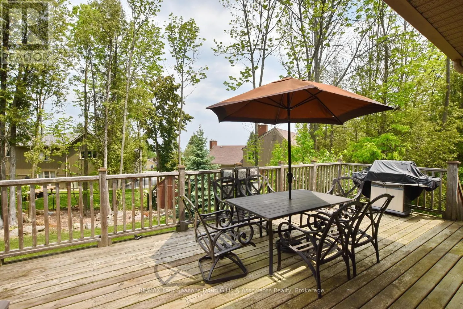 135 ALGONQUIN DRIVE