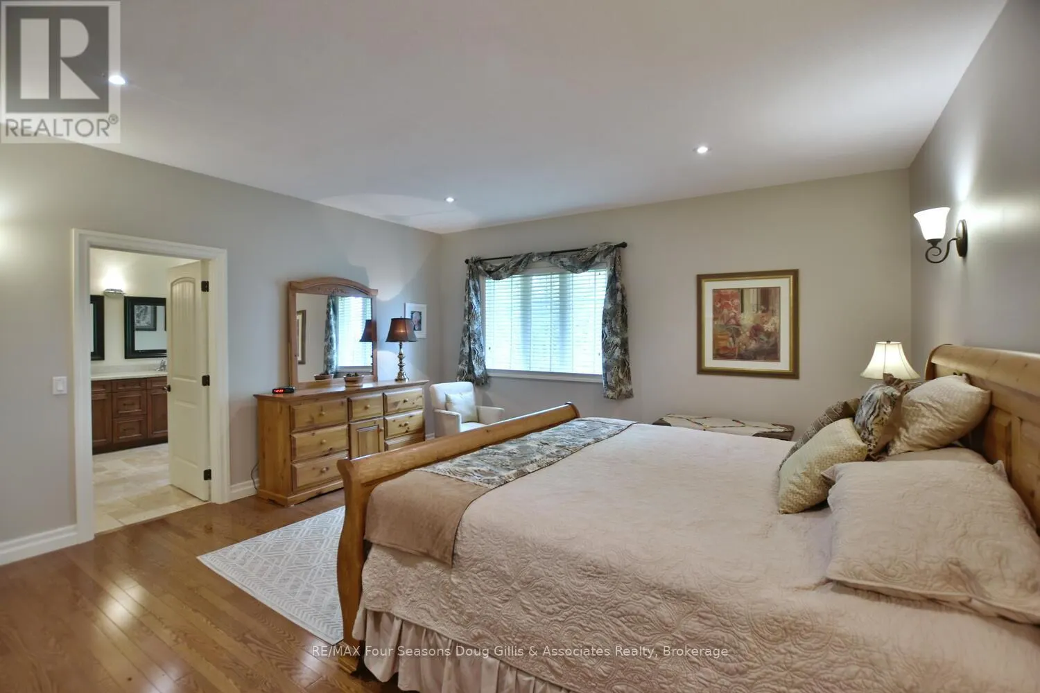 135 ALGONQUIN DRIVE