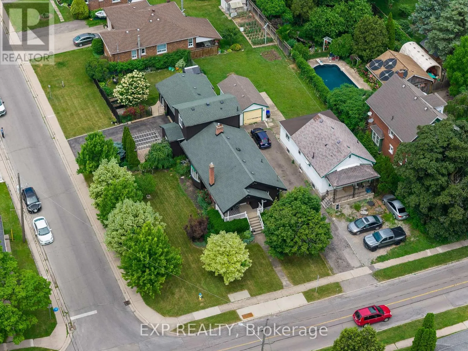 36 ST. DAVID STREET W