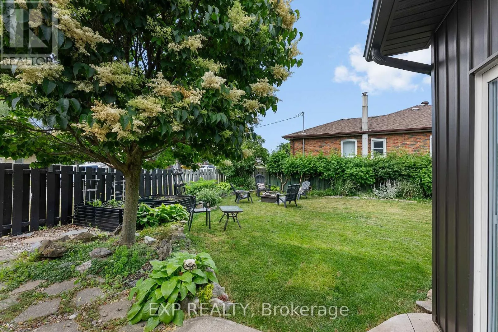 36 ST. DAVID STREET W