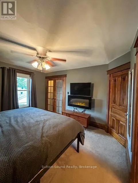 534 17TH STREET W