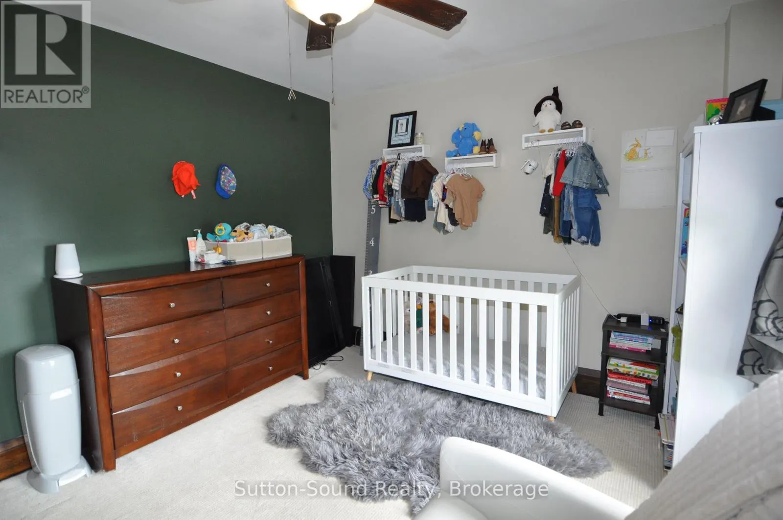 534 17TH STREET W