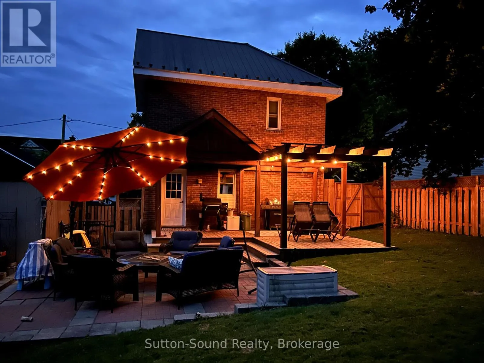 534 17TH STREET W
