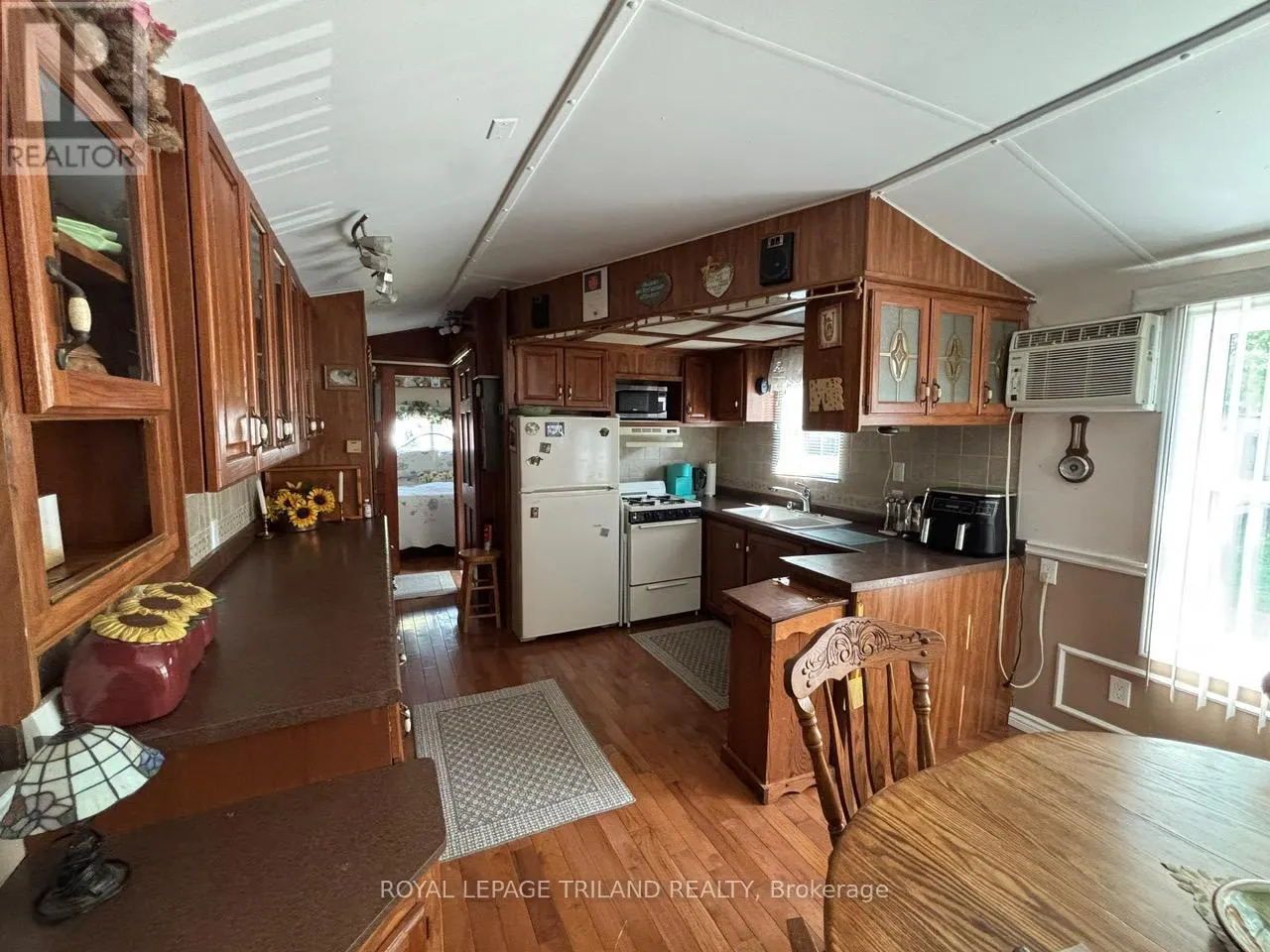 21527 GRAY (LOT 132-133 BIRCH ST.) LINE
