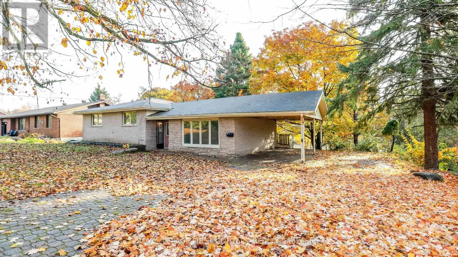 18 KENNEDY DRIVE