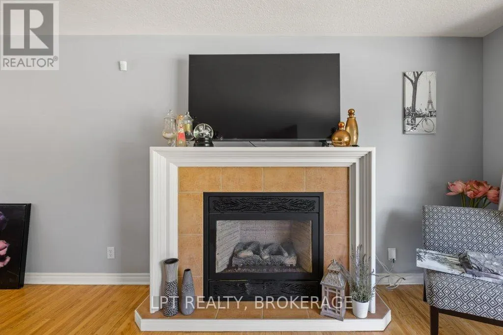 14 HERCHMER CRESCENT