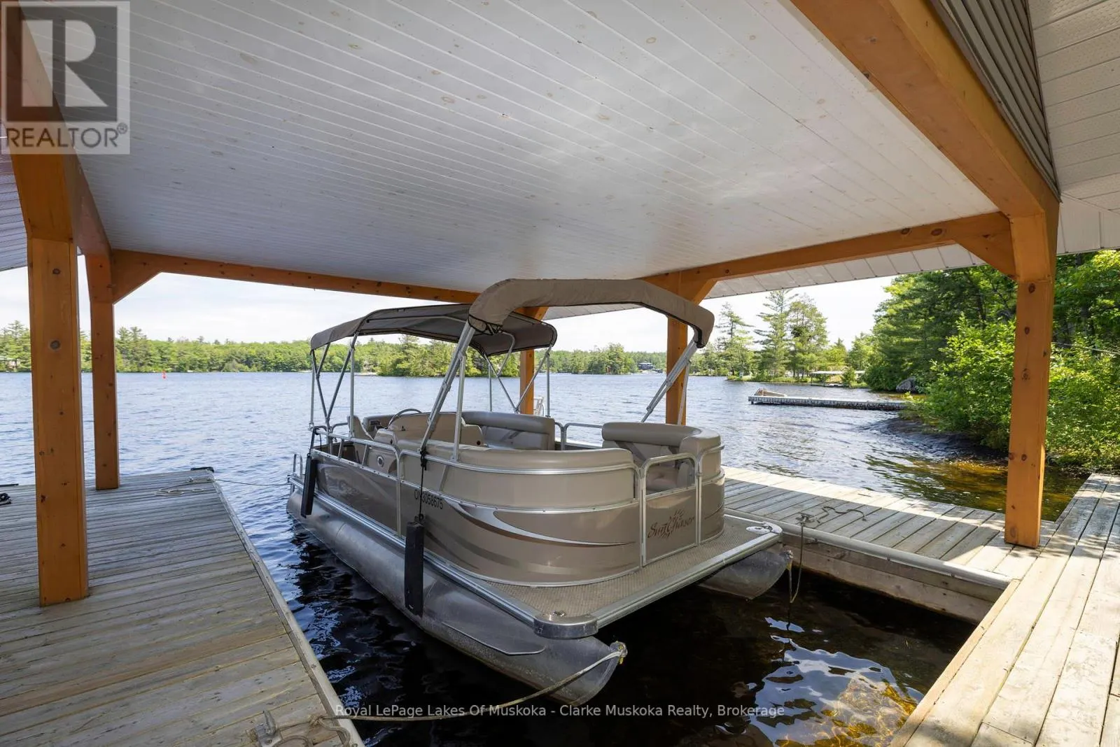 78 IS 180 SEVERN RIVER ISLAND