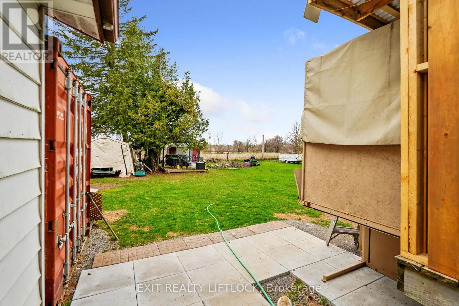 1688 TARA ROAD