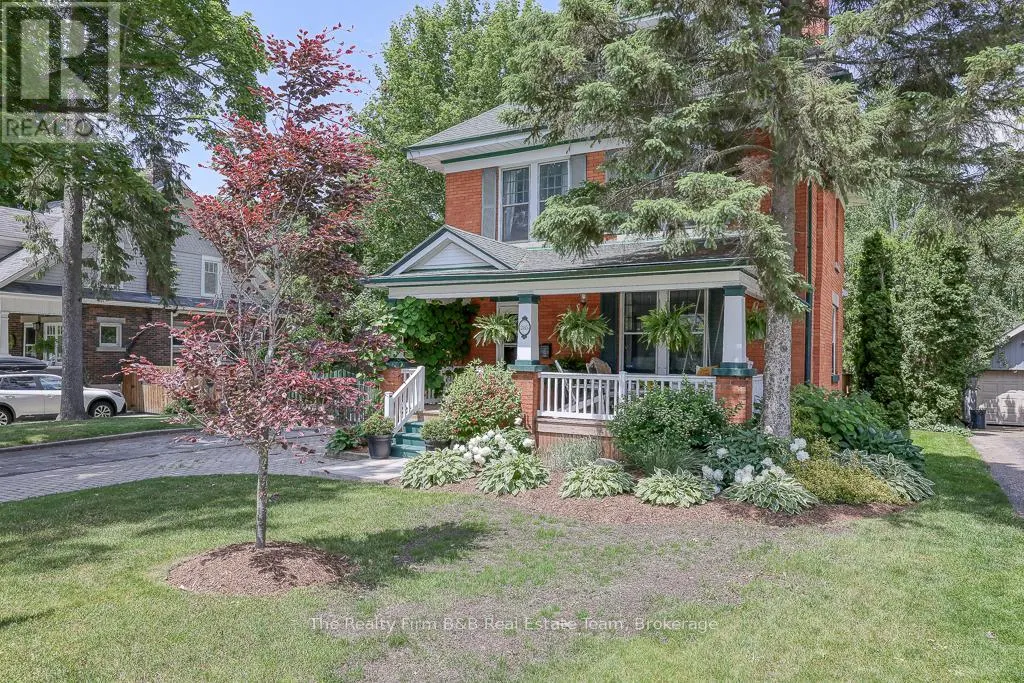 285 INGERSOLL AVENUE