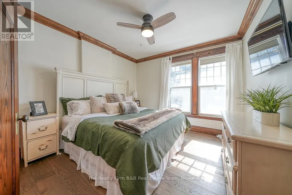 285 INGERSOLL AVENUE