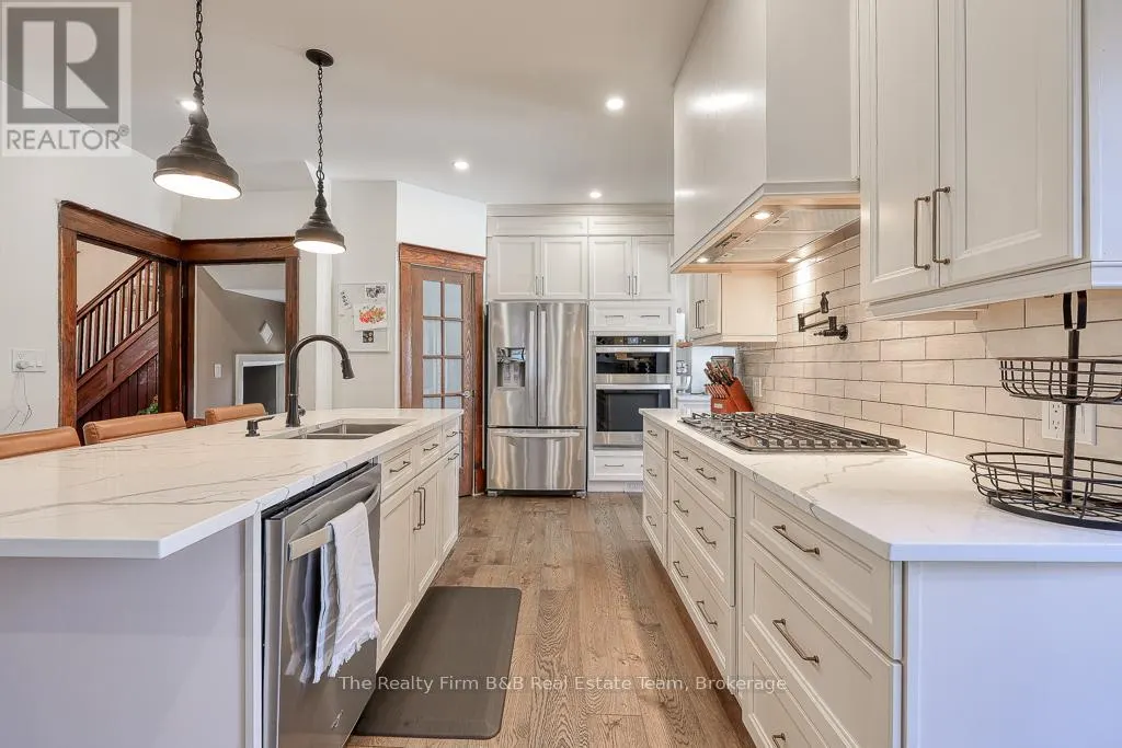 285 INGERSOLL AVENUE