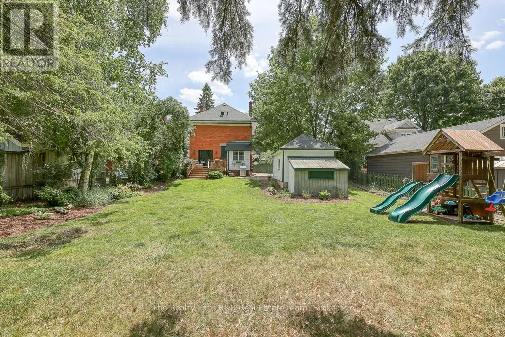 285 INGERSOLL AVENUE