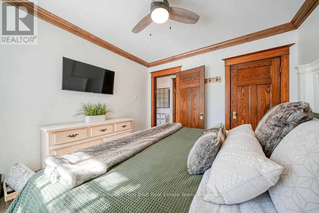 285 INGERSOLL AVENUE