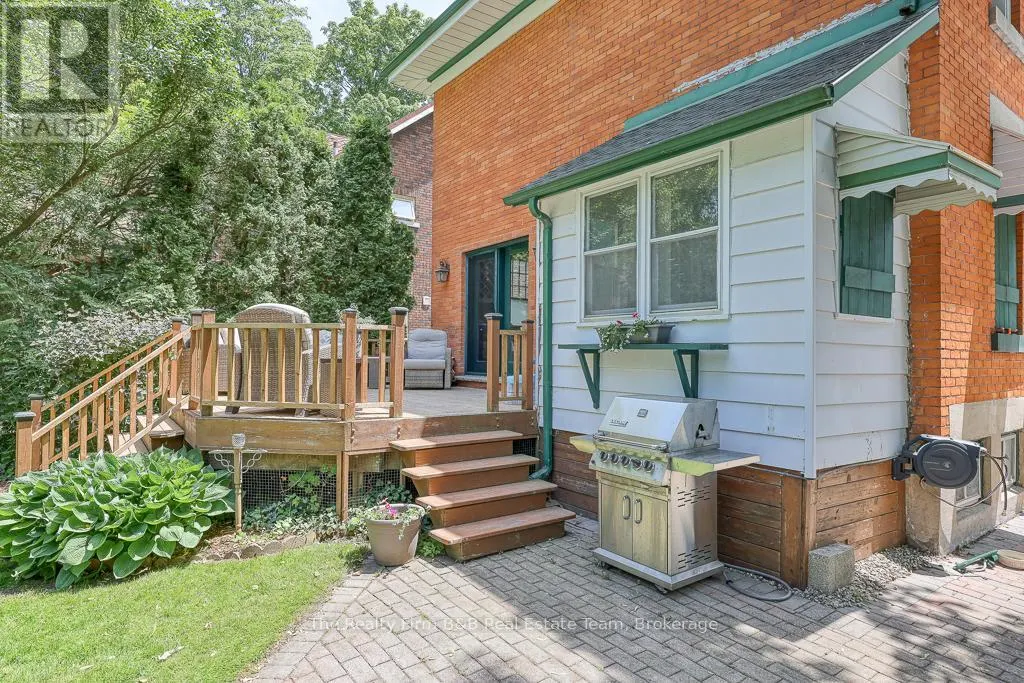 285 INGERSOLL AVENUE