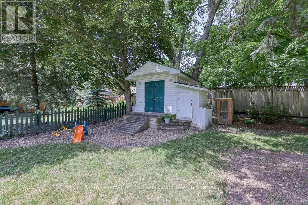 285 INGERSOLL AVENUE