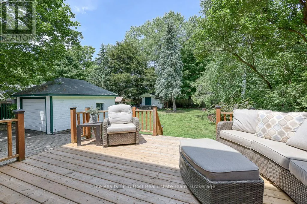 285 INGERSOLL AVENUE